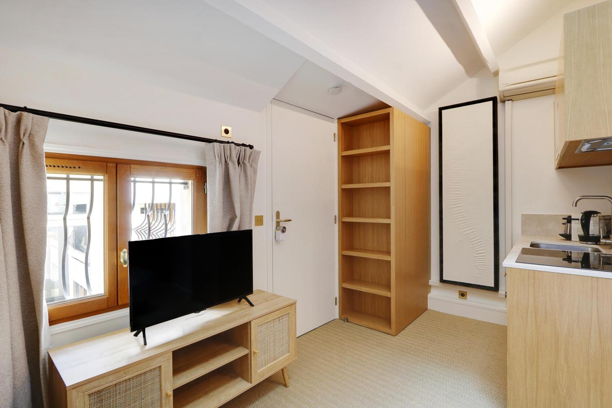 Pick A Flat'S Apartments In Louvre - Rue Saint Honore Paris Exterior photo